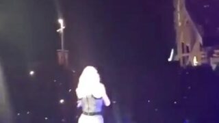 Taylor Swift Booty Shake Live Performance Video Leaked